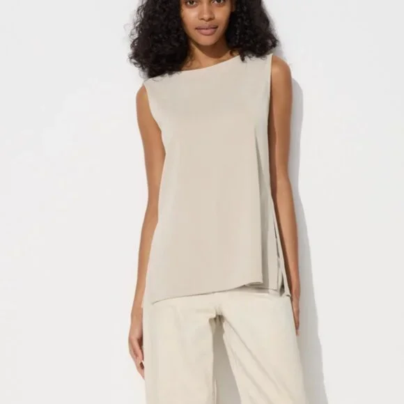 ✨ UNIQLO Sleeveless Top Brand New with Tags! ✨ - Picture 9 of 9
